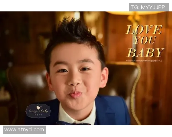 帅气足球明星的魅力男生画像展现青春活力与运动风范